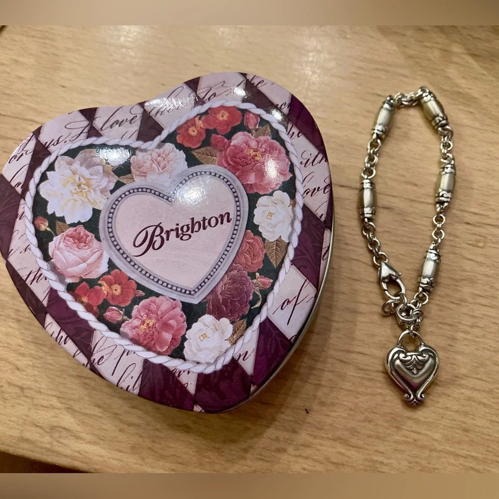 Brighton Blaire Heart Charm Bracelet Barrel Link Chain Retired + Heart Tin - Picture 1 of 7